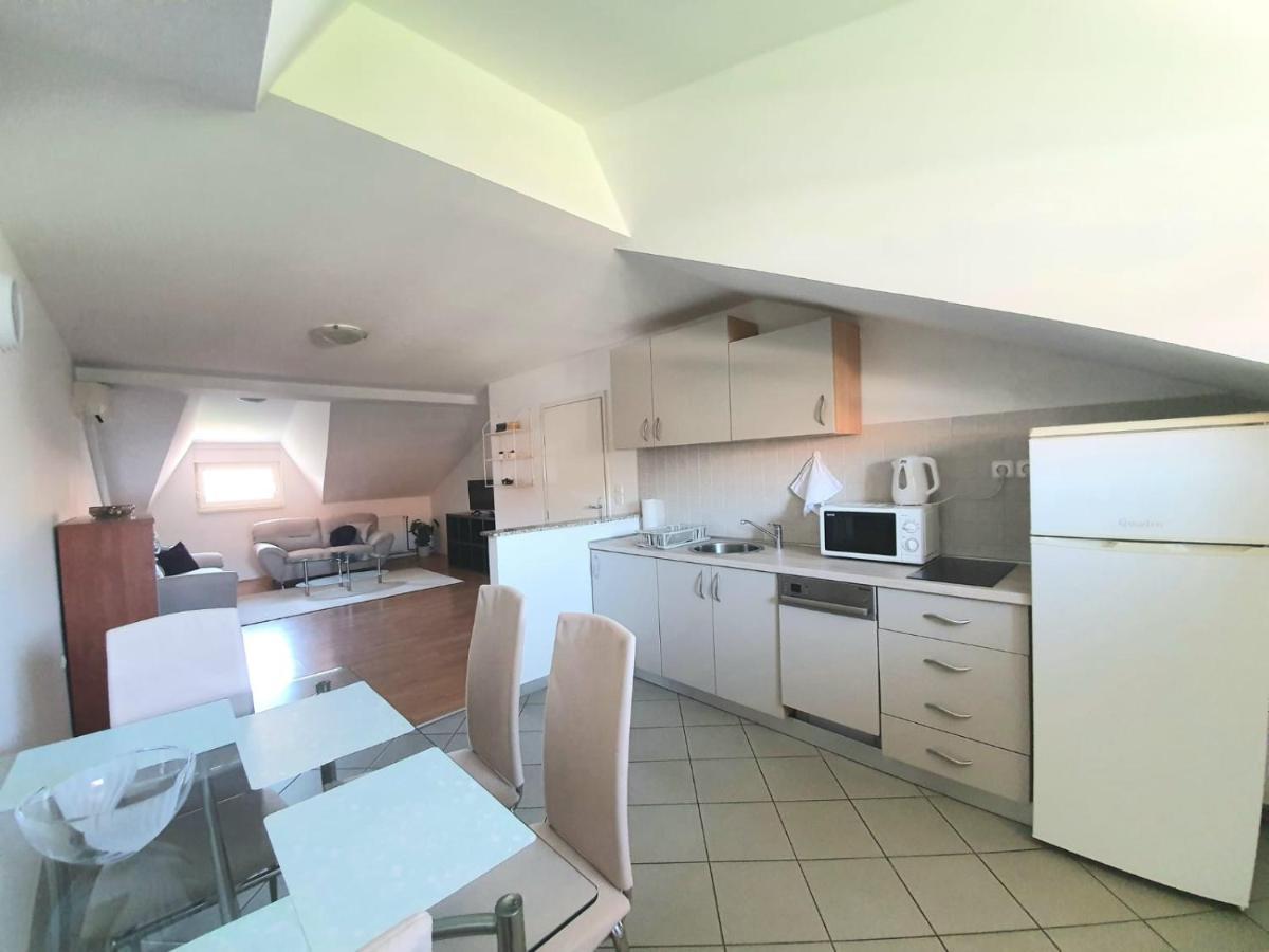Apartment Lily Near Zagreb Airport Velika Gorica Exterior photo